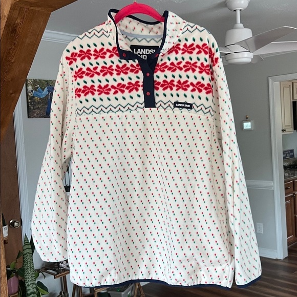 Lands' End Tops - Lands' End Heritage Fleece Snap-Neck Pullover in Poinsettia Print